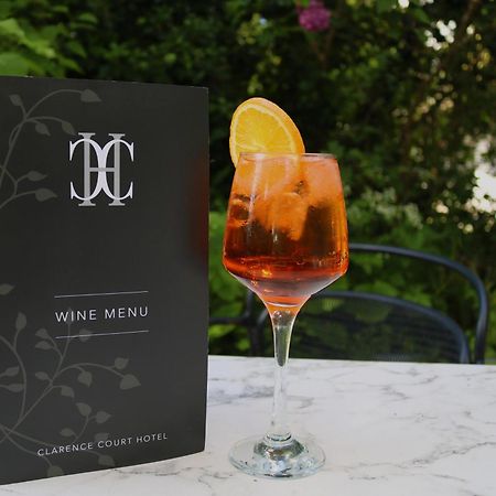Clarence Court Hotel Челтнем Екстер'єр фото