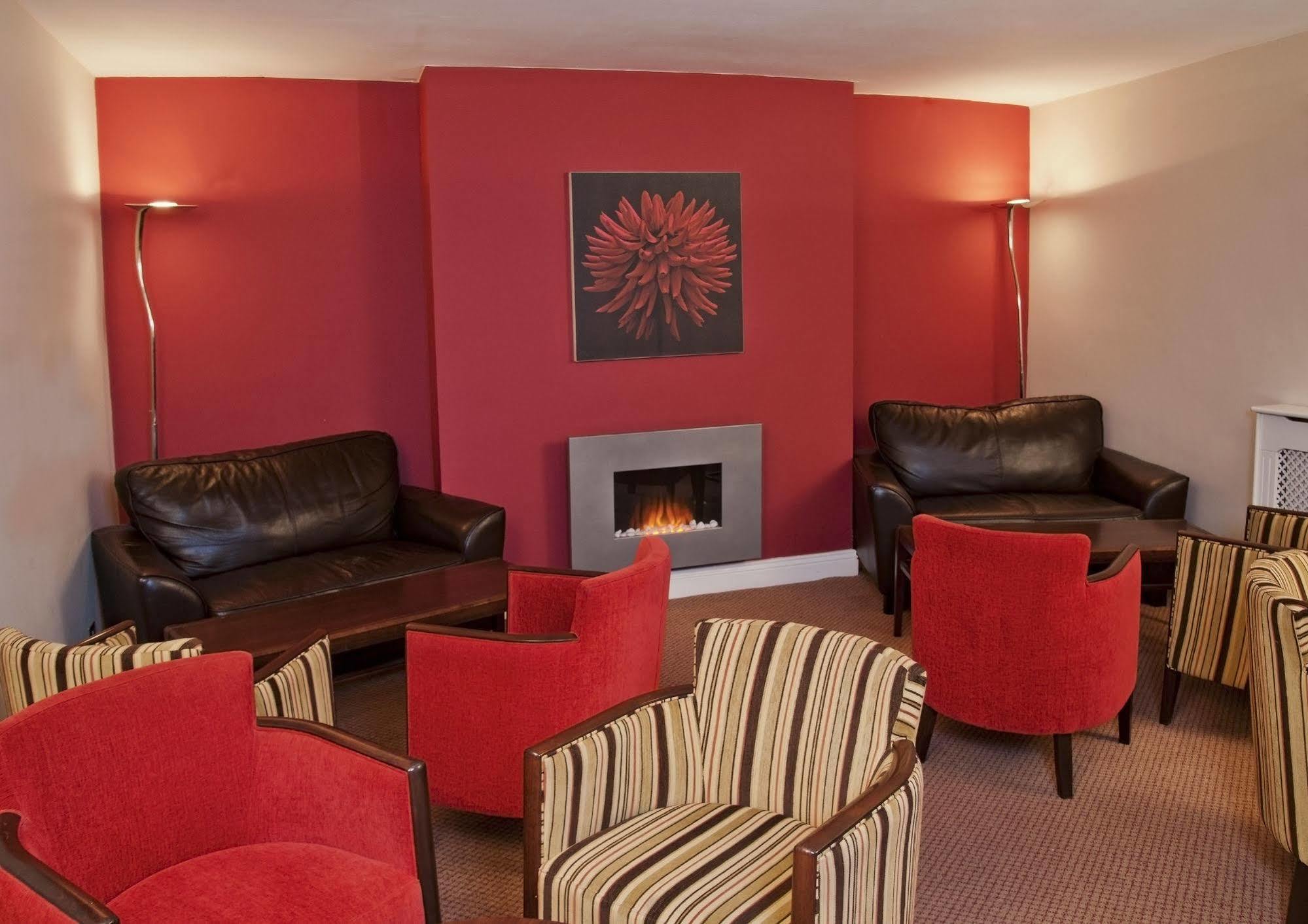Clarence Court Hotel Челтнем Екстер'єр фото